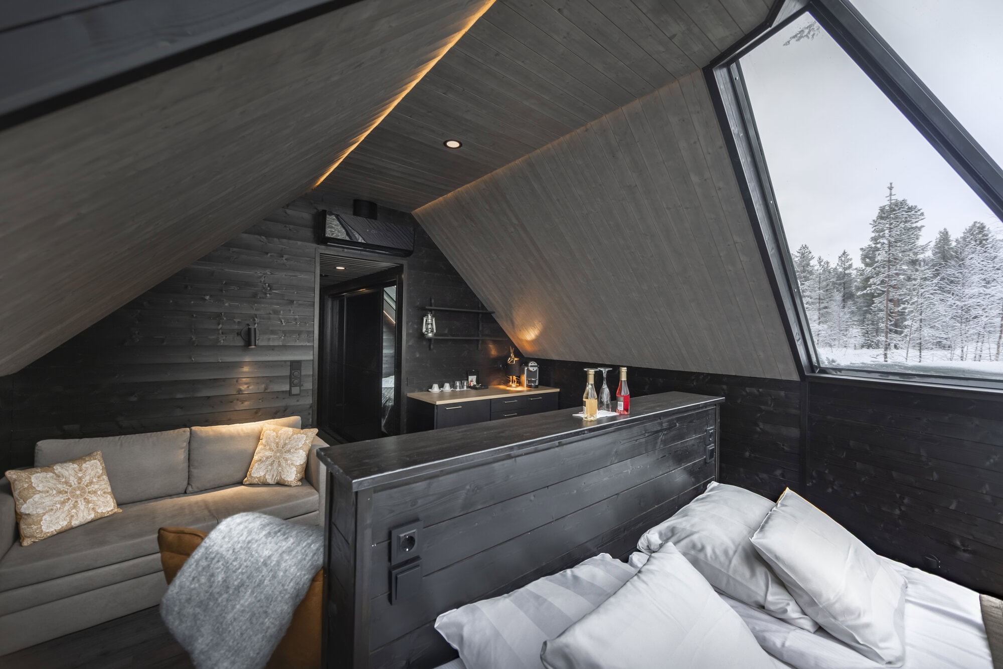 Aurora Village New Cabin - ©jumimedia - 3