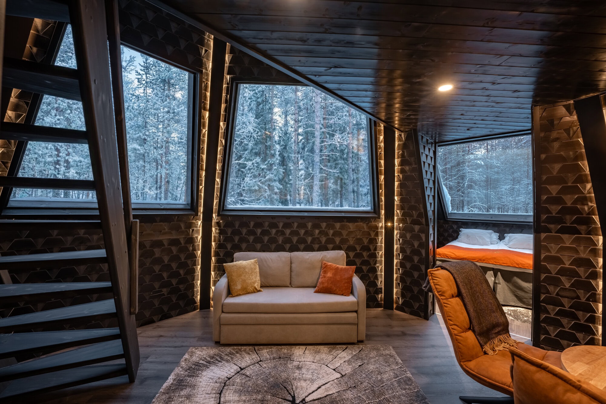 Tower Suite Inside - 8