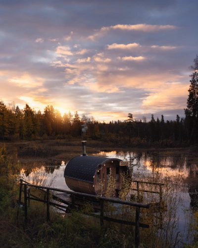 9-barrel sauna verticl