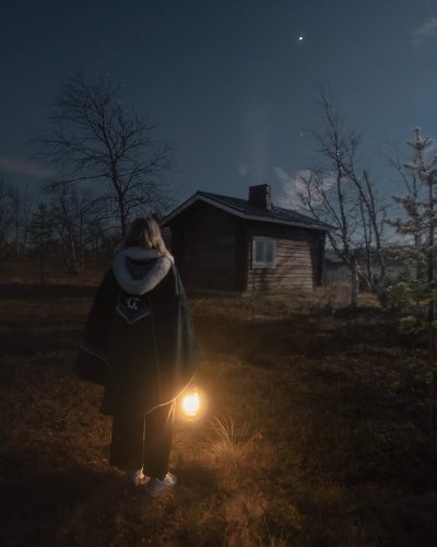 AUTUMN SAARISELKÄ SECRET CABIN copy