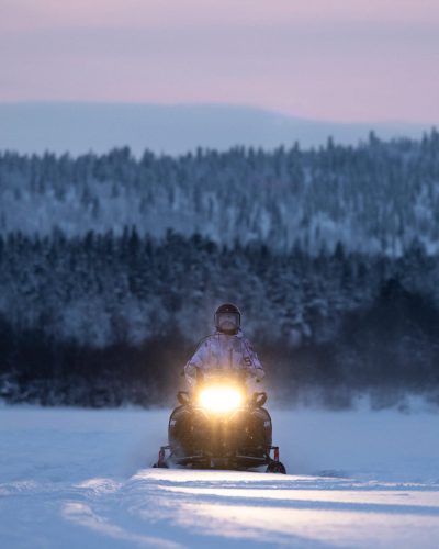 Curves 1 copysnowmobile v