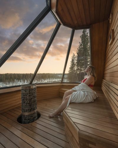PANORAMA-SAUNA-INSIDE-VERTICAL.jpg